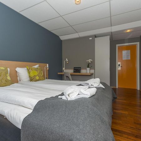 Hotel Aurora Svolvaer Ngoại thất bức ảnh
