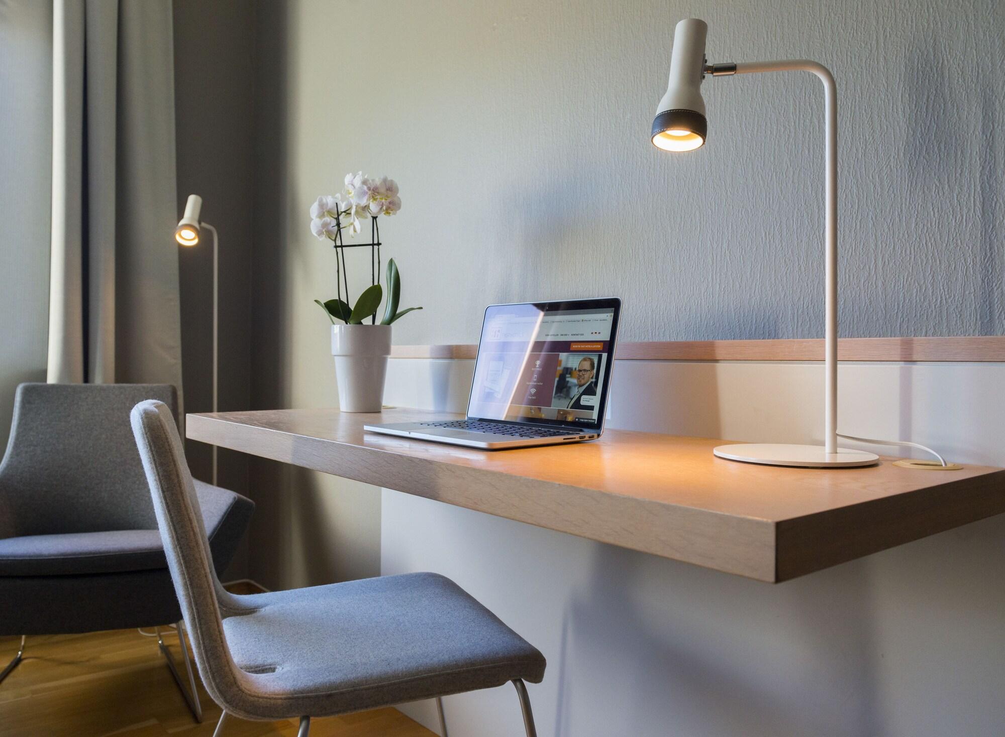 Hotel Aurora Svolvaer Ngoại thất bức ảnh