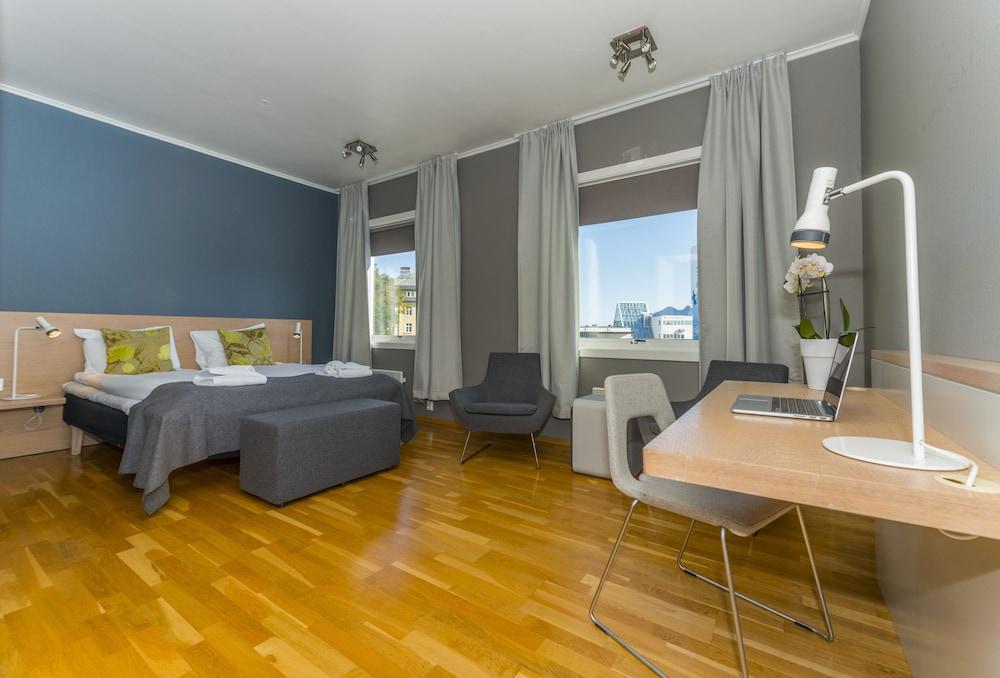 Hotel Aurora Svolvaer Ngoại thất bức ảnh
