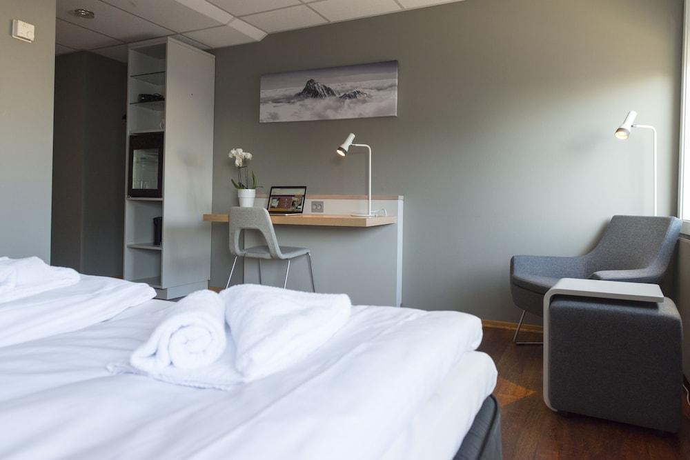 Hotel Aurora Svolvaer Ngoại thất bức ảnh