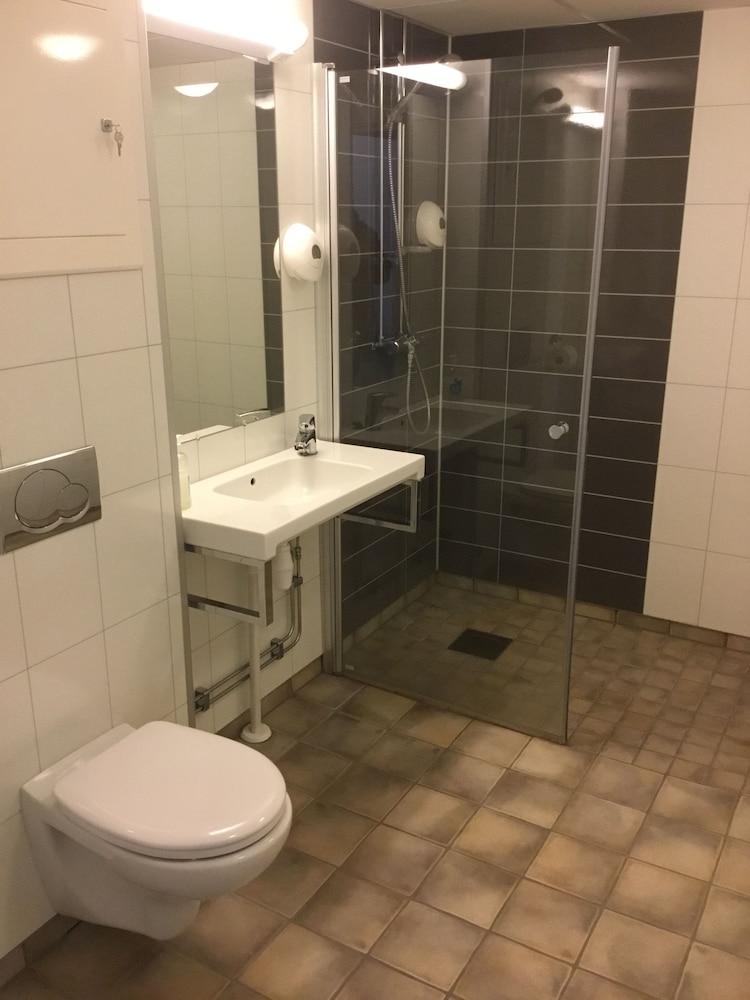 Hotel Aurora Svolvaer Ngoại thất bức ảnh