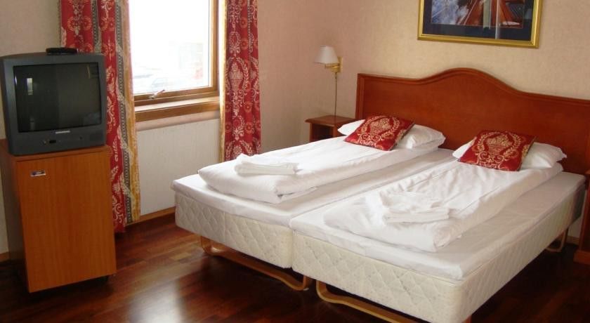 Hotel Aurora Svolvaer Ngoại thất bức ảnh